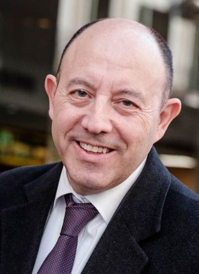 Contratar Gonzalo Bernardos