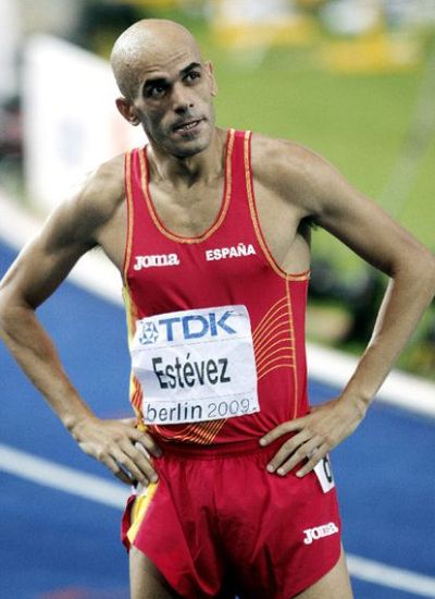 Contratar Reyes Estévez