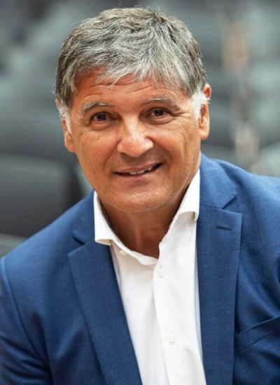 Contratar Toni Nadal